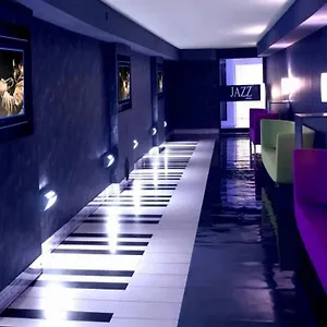 Gio Wine E Jazz Area מלון